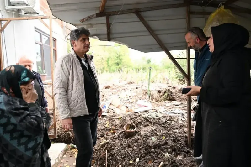 Kartepe'de Şiddetli Yağış Sonrası Evleri Zarar Gören Ailelere Ziyaret