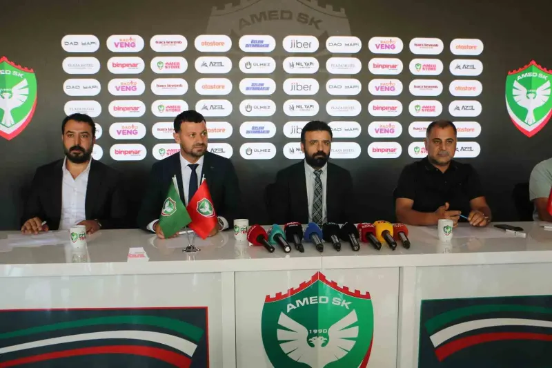 Amed Sportif Faaliyetler Genç Yetenekler İçin Futbol Okulları Projesini Başlattı