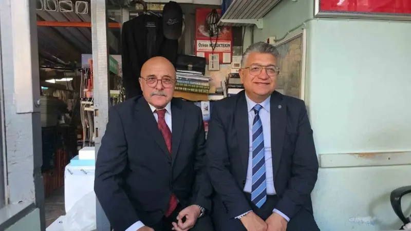 Kütahya'da 43 Yıldır Görev Yapan Muhtara Anlamlı Ziyaret