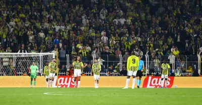 Fenerbahçe İki Farkı Koruyamadı Ve Slavia Prag İle Berabere Kaldı