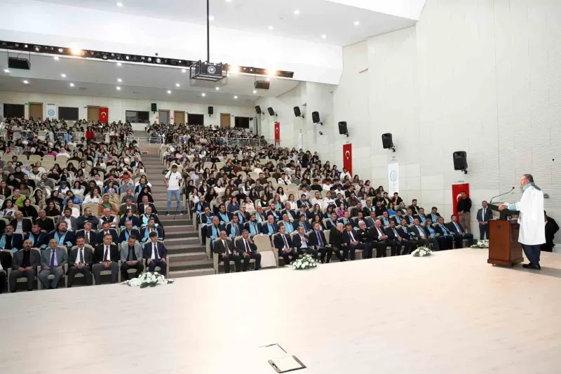 Bitlis Eren Üniversitesinde 2026-2027 Akademik Yılı Açılışı Yapıldı