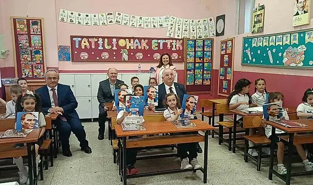 Edirne'de öğrenciler karne sevinci yaşadı