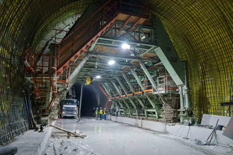 Buca Onat Tüneli Projesinde Uzlaşı Sağlanan Yapılar Yıkılıyor