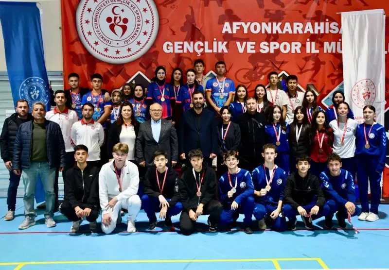 Afyonkarahisar'da Floor Curling Kulüp Müsabakaları Sona Erdi