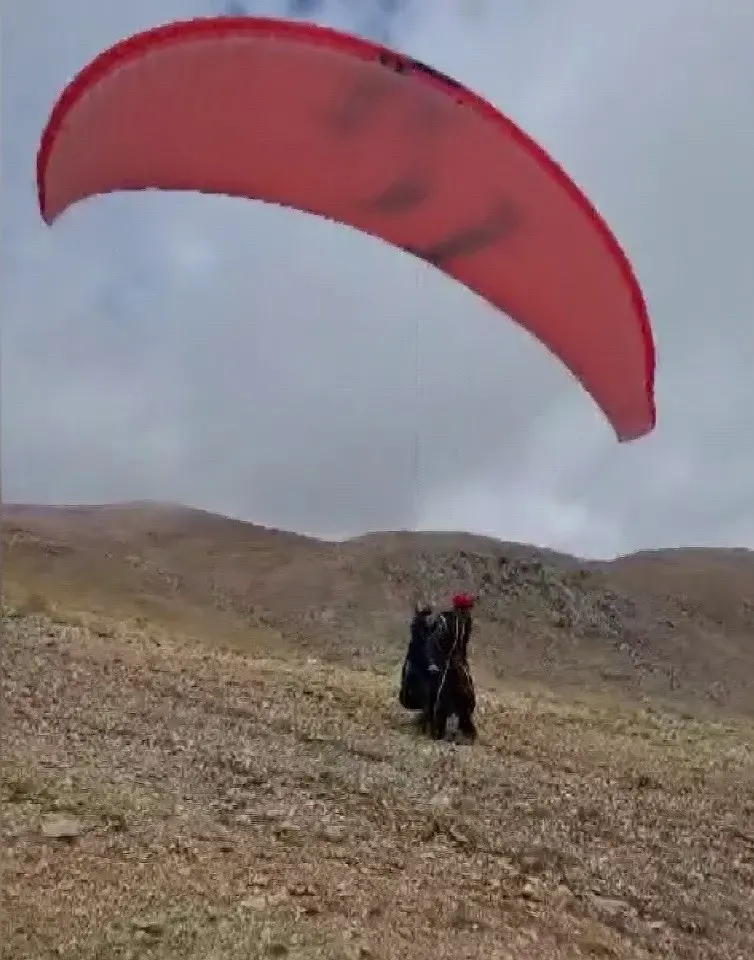 Adıyaman Da 800 Metre Yükseklikten İlk Kez Wingsuit Uçuşu Gerçekleştirildi