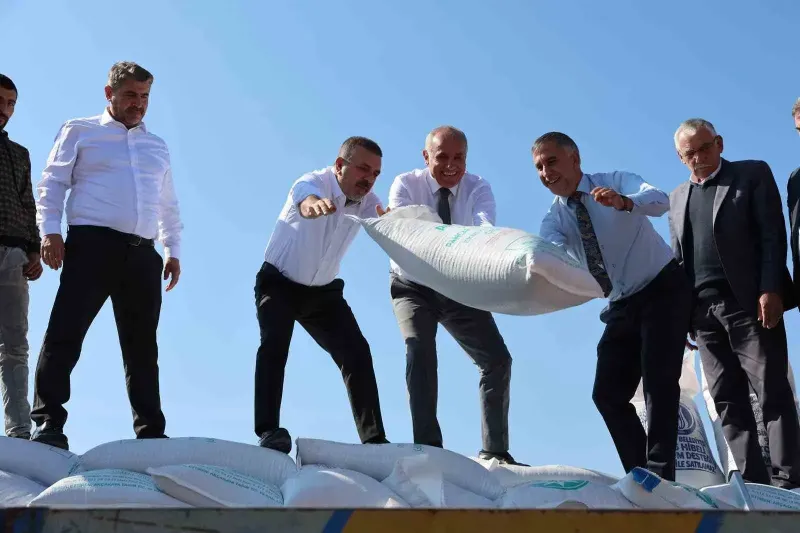 Sincan’da Çokören Mahallesi Köy Konağı Törenle Hizmete Girdi