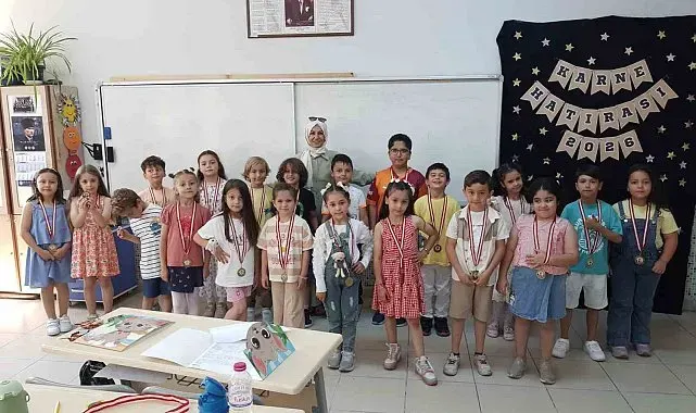Afyonkarahisar'da 143 bin öğrenci yaz tatiline girdi