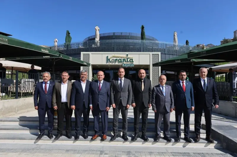 Niğde Belediye Başkanı Emrah Özdemir Muhtarlarla Buluştu
