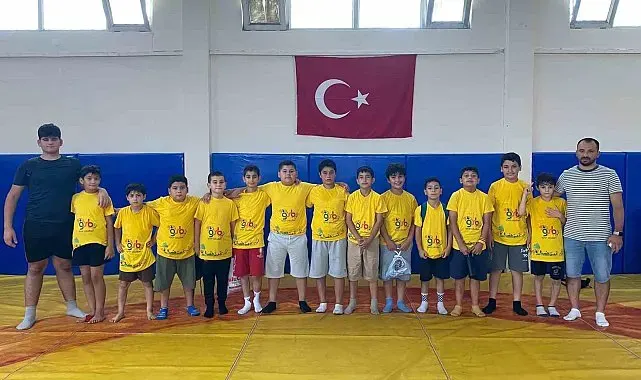 Anamurlu güreşçiler Türkiye Şampiyonası yolunda