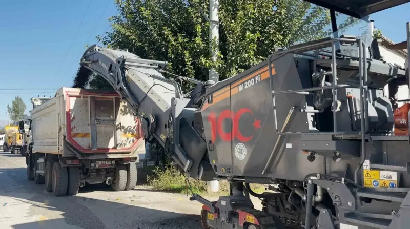 Muğla Büyükşehir Belediyesi Seydikemer Saklıkent Bölgesinde Yol Çalışmalarını Sürdürüyor