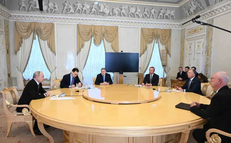 Putin Ve ABD Müzakereci Witkoff St Petersburgda Bir Araya Geldi
