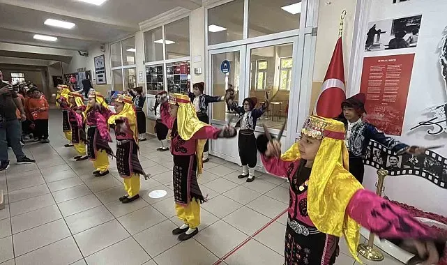 Bolu'da 49 bin 169 öğrenci karne sevinci yaşadı