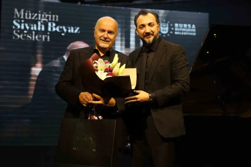 İtalyan Piyanist Antonio Di Cristofano Bursa'da Konser Verdi
