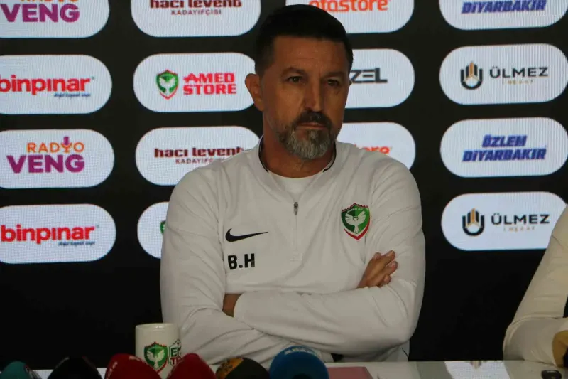 Amed Sportif Faaliyetler Teknik Direktörü Besnik Hasi Samsunspor Maçını Değerlendirdi