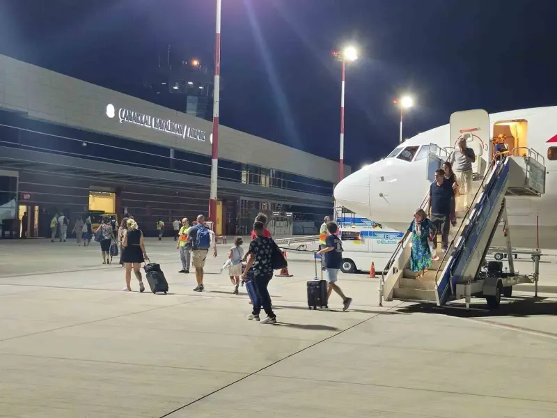 Çanakkale Havalimanı Eylül Ayında On Binlerce Yolcuyu Ağırladı