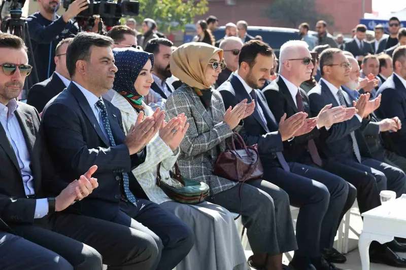 Bağcılar'da Çocuklar İçin Nezaket Okulu Projesinin Temeli Atıldı