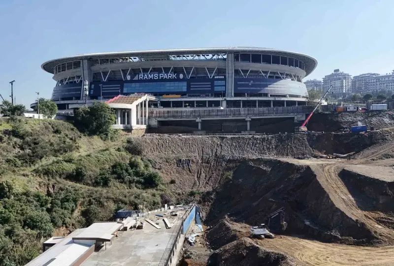 Sel Felaketinin Ardından Galatasaray Stadı Çevresinde Çalışmalar Sürüyor