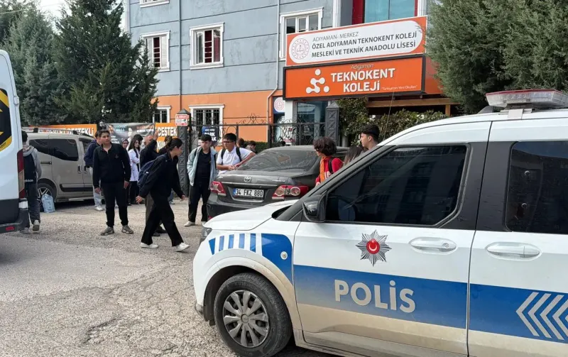 Adıyaman’da Özel Okulun Beşinci Katından Düşen On Yedi Yaşındaki Öğrenci Yaşamını Yitirdi