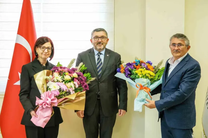 Bilecik Şeyh Edebali Üniversitesi Fen Fakültesinde Devir Teslim Coşkusu