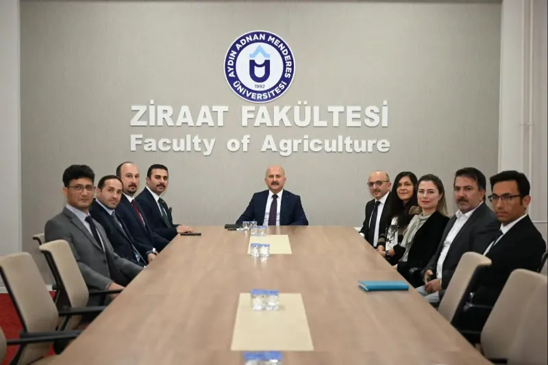 Aydın Valisi Varol, Üniversitenin Tarımsal Üretim Alanlarını Yerinde İnceledi
