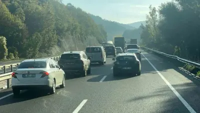 Bursa Ankara Karayolunda Rüzgar Türbini Tırları İçin Trafik Kesildi
