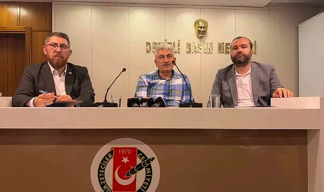 Yerel basın ve gazetecilerin sorunları Denizli'de konuşuldu