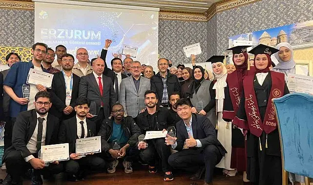 Erzurum'da eğitim alan uluslararası öğrenciler memleketlerine uğurlandı