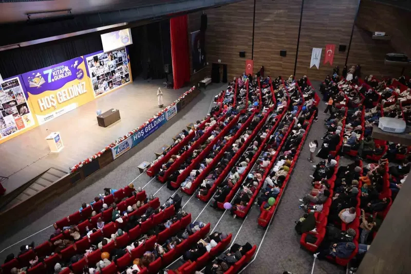 Saliha Erdim Çayırova Kitap Günleri Söyleşisinde Aile Değerlerini Anlattı
