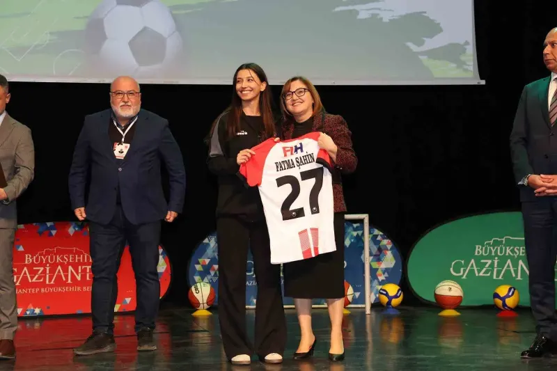 Gaziantep Büyükşehir Belediyesinden Amatör Spor Kulüplerine Milyonluk Kaynak