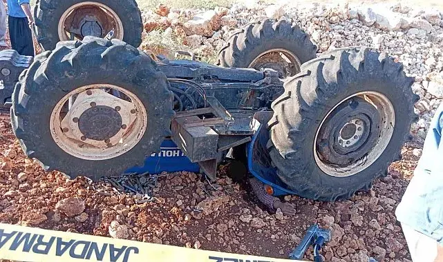 Kahramanmaraş'ta traktörün altında kalan sürücü hayatını kaybetti