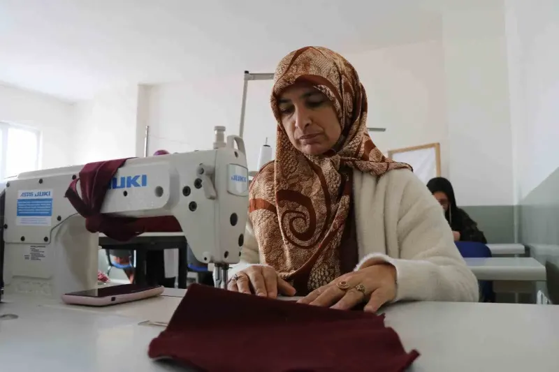 Erzurum Oltu ADEM Kursiyerleri İhtiyaç Sahipleri İçin Üretiyor