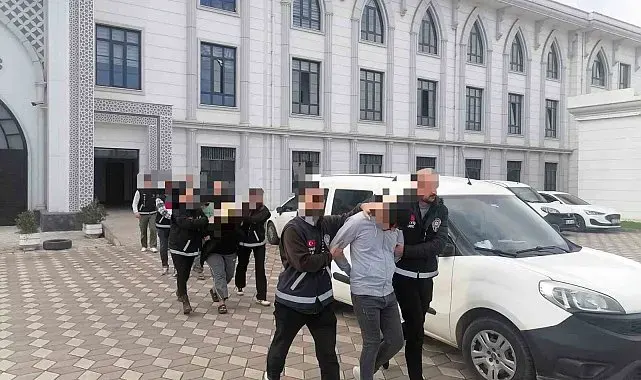 Çamaşırhanede 1 kişinin hayatını kaybettiği kavgayla ilgili ilk duruşma yapıldı: 1 sanık tahliye edildi