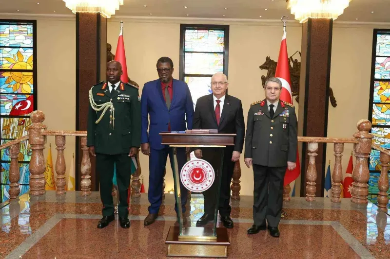 Bakan Güler, Gambiyalı Mevkidaşı Joof'u Askerî Törenle Ağırladı