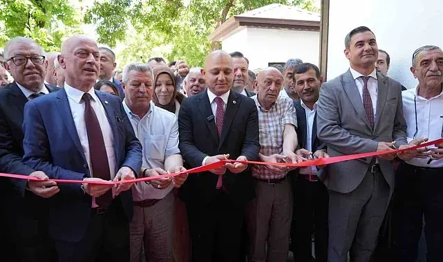 Belediye başkanı, makam odasının da yer aldığı binayı sosyal tesise dönüştürdü