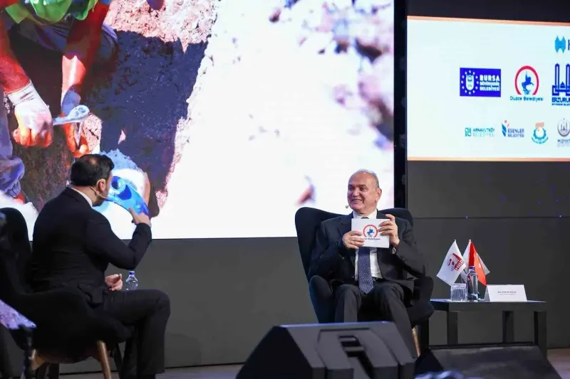 Düzce Belediye Başkanı Faruk Özlü Marka Şehirler Zirvesi’nde Konuştu