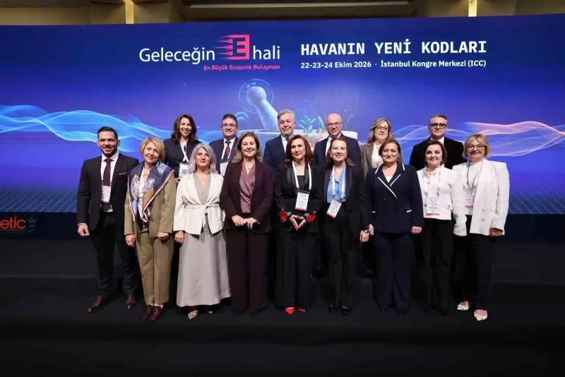 Eczacılar İstanbul'da Geleceğin E Hali Kongresi İçin Bir Araya Geldi