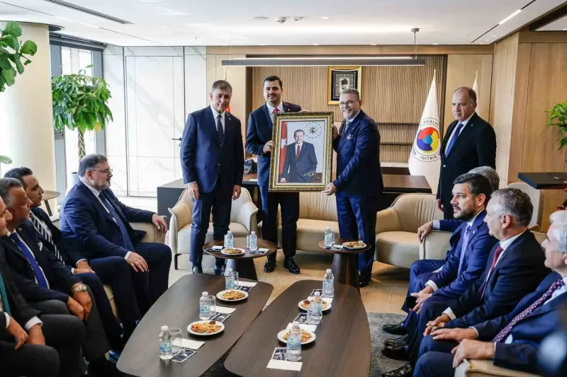 İzmir Sanayisi İçin Güç Birliği Çağrısı
