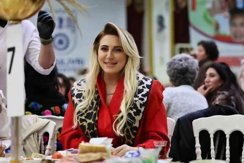 Silivri Belediye Meclis Üyesi Ebru Akgün Pekel CHP'den İstifa Ettiğini Açıkladı
