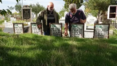Van Erciş Depreminde Yakınlarını Kaybeden Kardeşler O Günü Unutulmuyor