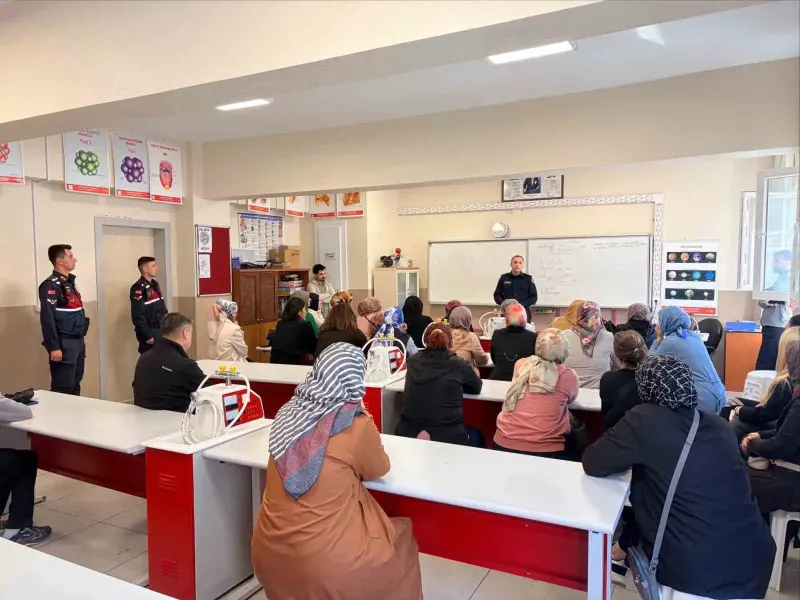 Bilecik'te Jandarmadan Velilere Okul Güvenliği ve Şiddet Uyarısı