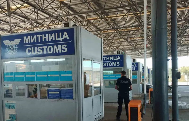 Kapıkule Sınır Kapısı’nda Ceket Astarına Gizlenmiş Sahte Euro Operasyonu