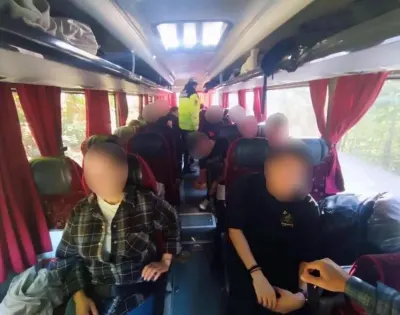 Bursa'da Jandarmadan Okul Servislerinde Trafik Ve Güvenlik Denetimi