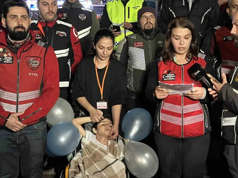 Küçükçekmece’de Motosiklet Kulüplerinden DMD Hastası Ali Yiğit’e Anlamlı Destek
