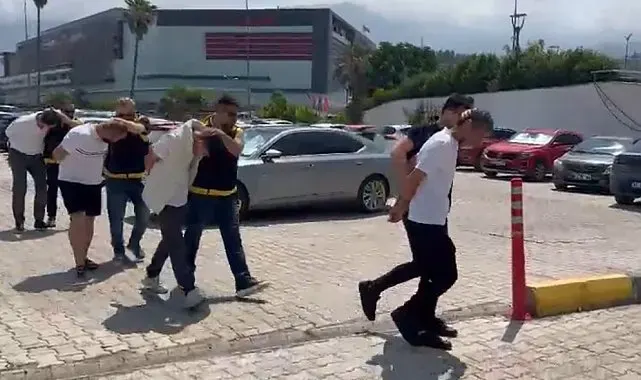 İskenderun'da aranan 4 şahıs yakalandı