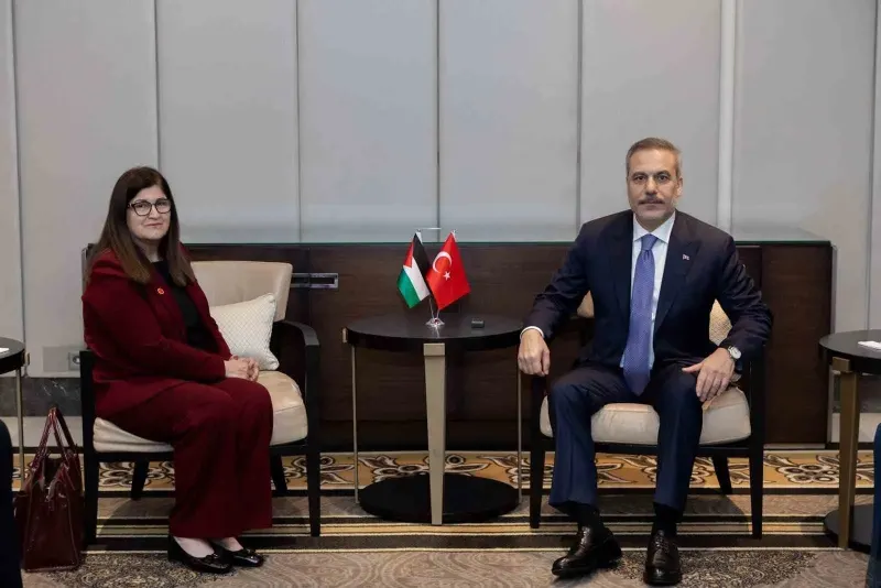 Dışişleri Bakanı Hakan Fidan, Filistinli Mevkidaşı Şahin İle İstanbul'da Bir Araya Geldi