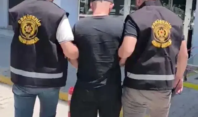 Eskişehir'de cinayet hükümlüsü 2 firari, polis ekiplerince yakalandı