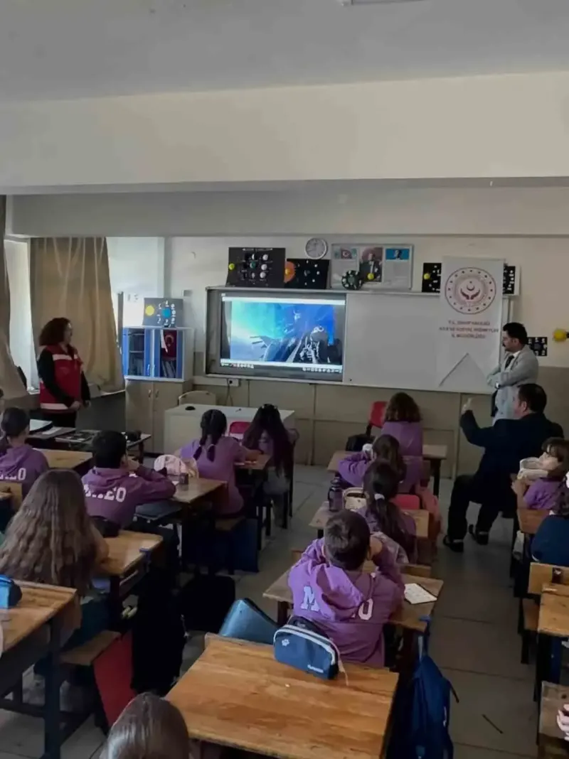 Sinop’ta Düzenlenen Vatan Ve Kahramanlık Buluşmaları Gençlere Işık Tuttu