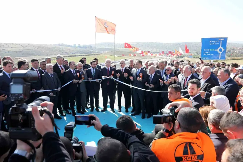 Bakan Uraloğlu Çankırı'da Korgun-Kurşunlu Yolu Açılışını Gerçekleştirdi