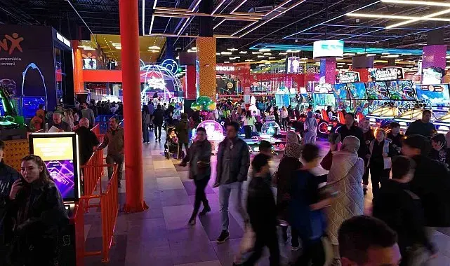 Karne heyecanı yaşayan çocuklar Forum Ankara'da ZeplinX'in eğlence ve teknoloji dünyasıyla buluşuyor
