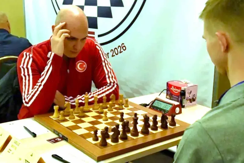 Mersinli Milli Sporcu Egemen Gülden NATO Satranç Şampiyonasında Üçüncü Oldu